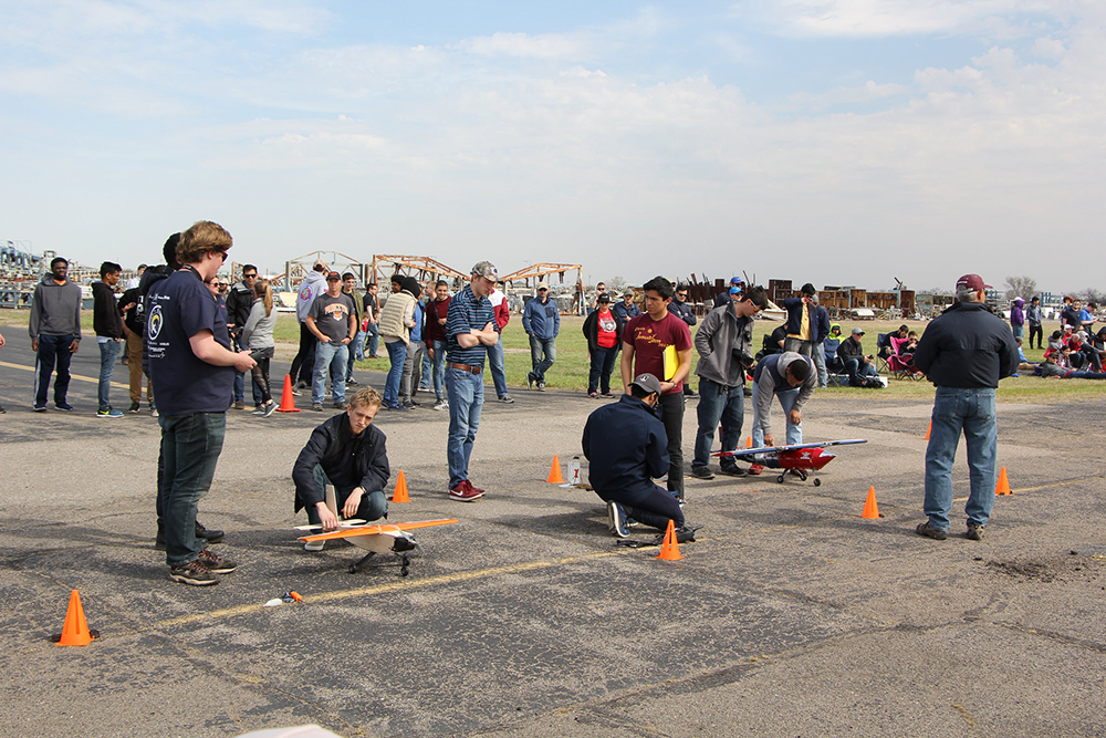 AIAA Design/Build/Fly Competition