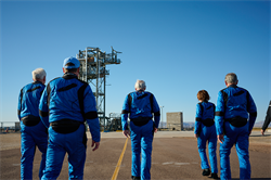 Astronaut training, day two. Credit: Blue Origin–©