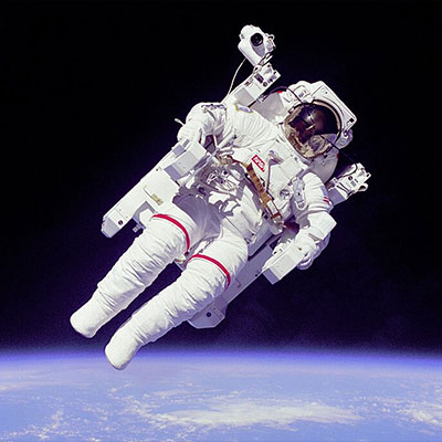 Bruce-McCandless-Manned-Maneuvering-Unit-NASA-thumbnail