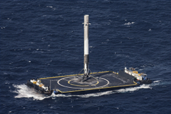Falcon-9-first-successful-landing-at-sea-Wiki-250