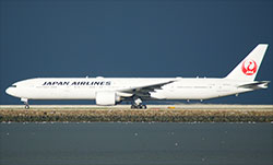 Japan-Airlines-777-Wiki-250
