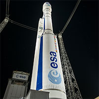 Sentinel-2-and-Vega-Rocket-ESA_Wikipedia-200