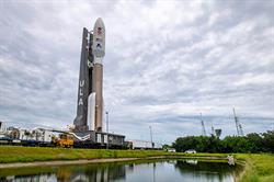 ULA-AtlasV-rollsOut-NASA-1200